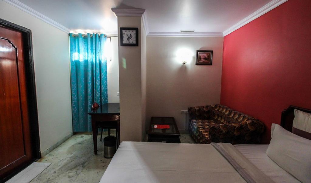 Hotel Pigeon International Bangalore Exterior photo