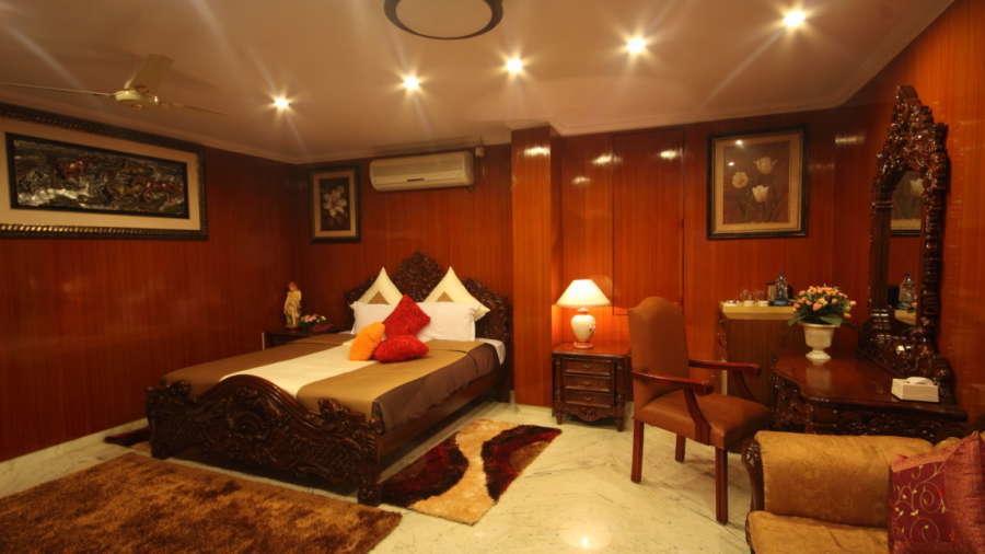 Hotel Pigeon International Bangalore Exterior photo